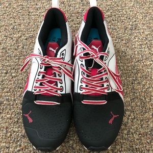 Unique PUMA CELL Running Shoes - Women’s 9.5
